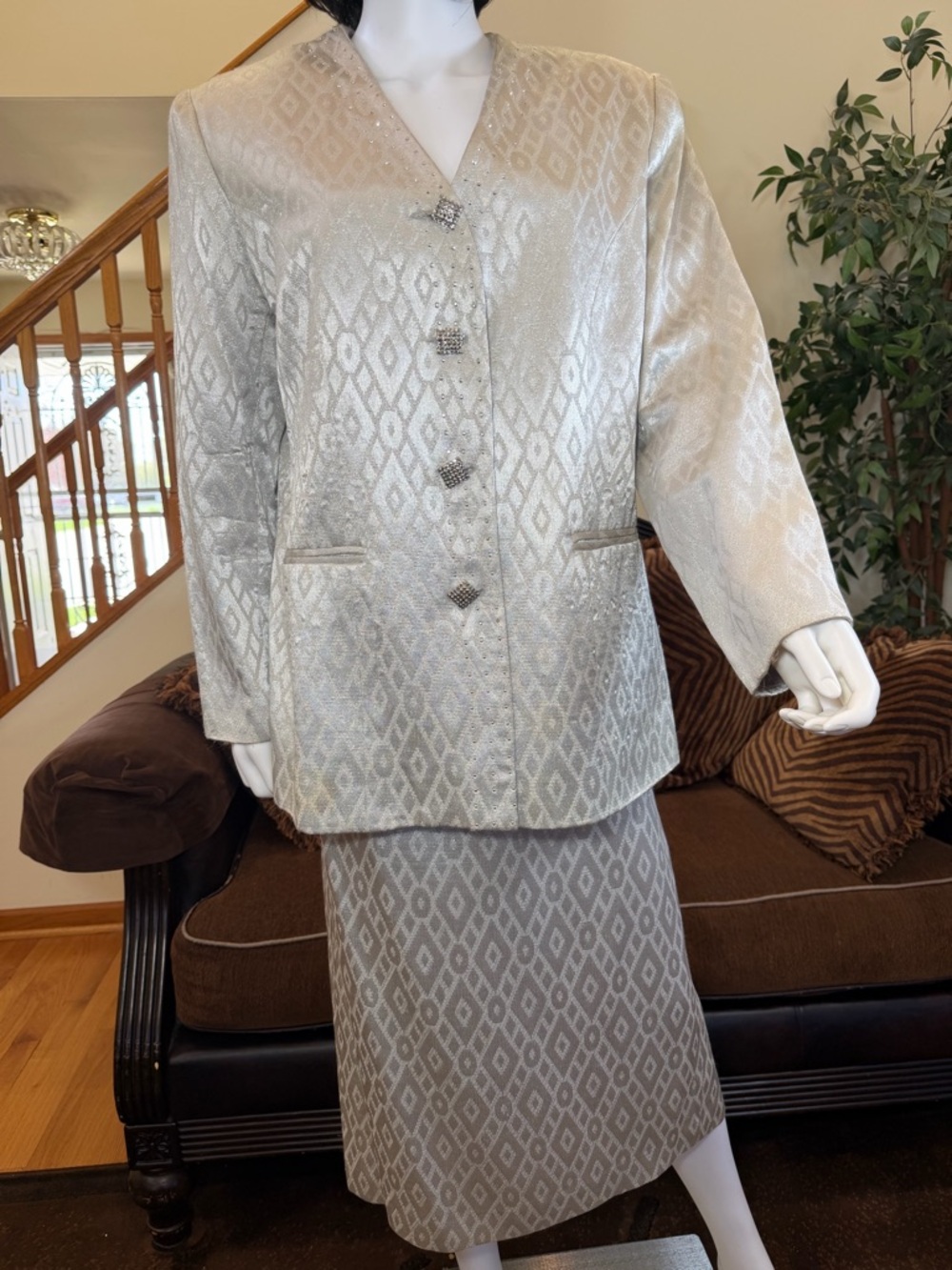 San Laurance Elegant Silver Metallic Jacquard Skirt Suit - Women's